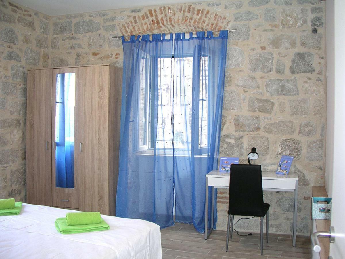 Apartmani Klara I Gracia Split Eksteriør bilde